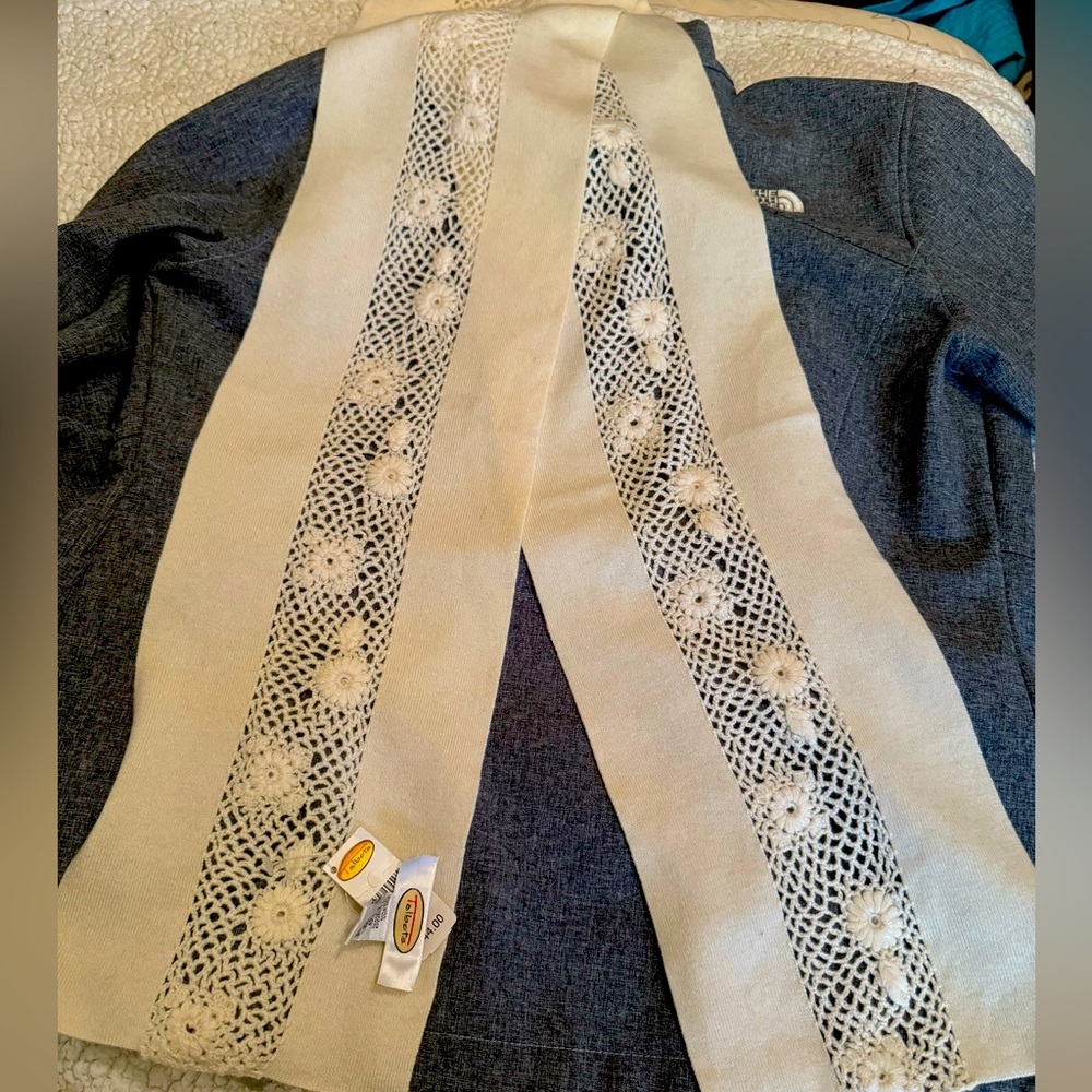 Ivory embroidered knit scarf
